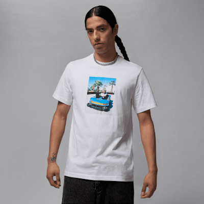 Jordan Brand Men's T-Shirt. Nike PT
